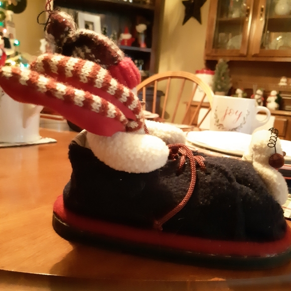 2 Snowmen in Shoes - Picture 3 of 11